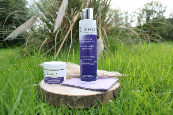 HYDROLAT DE LAURIER NOBLE BIO - bio shayla et creme demaquillante baturelle shayla - belge.JPG