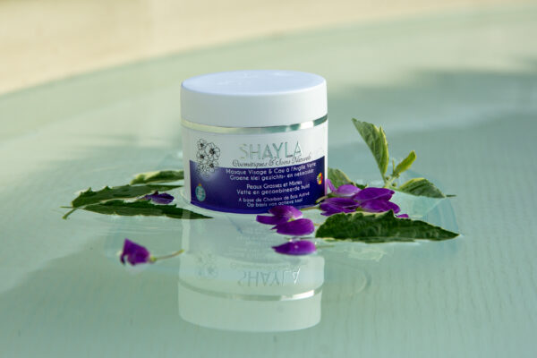 Masque-naturel-argile-verte-pour-peau-grasse-et-mixte-shayla-cosmetique-naturel-belge-scaled.jpg