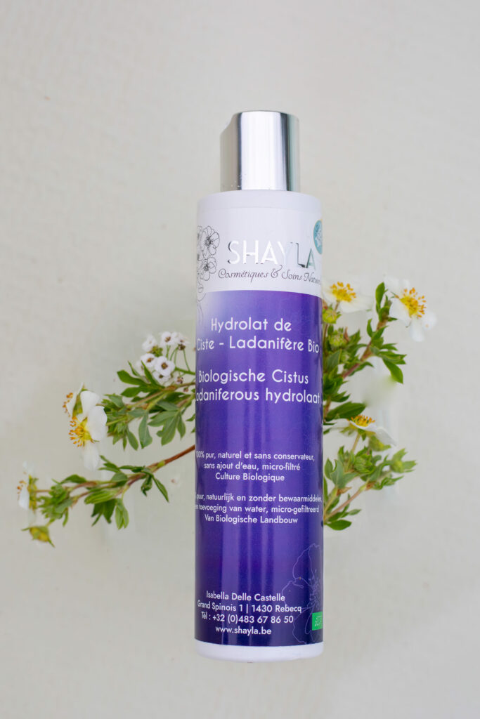 cosmetiques-naturels-routine-visage-hydrolat-ciste-soinbios-naturels-Shayla-made-in-belgium-fabrique-en-belgique-Fondatrice-Isabella-Delle-CASTELLE-_-LABO-SHAYLA-1-
