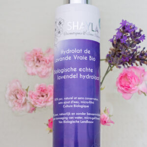cosmetiques-naturels-routine-visage-hydrolat-lavande-vraie-bio-soins-naturels-Shayla-made-in-belgium-fabrique-en-belgique-Fondatrice-Isabella-Delle-CASTELLE