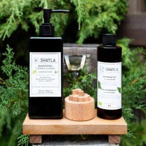 Fourni avec suspension murale pour salle de bain